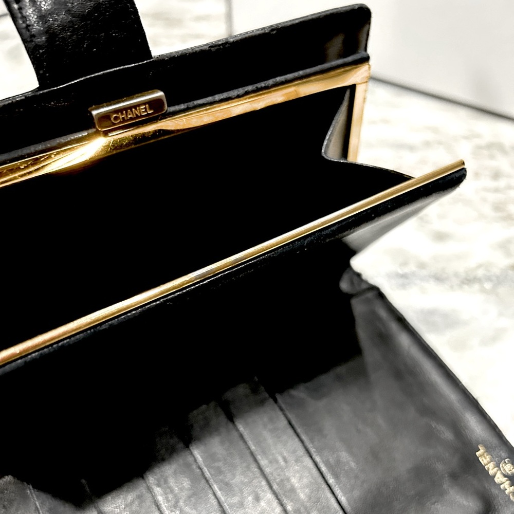 Chanel Authentic CC Black Calfskin Caviar Long Wallet - Picture 8 of 14